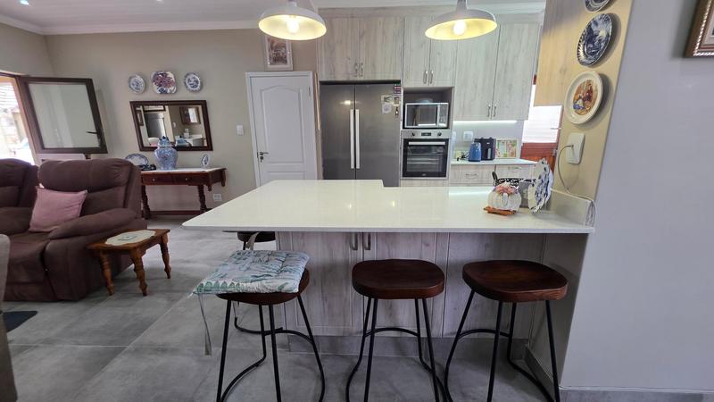 2 Bedroom Property for Sale in Dana Bay Western Cape
